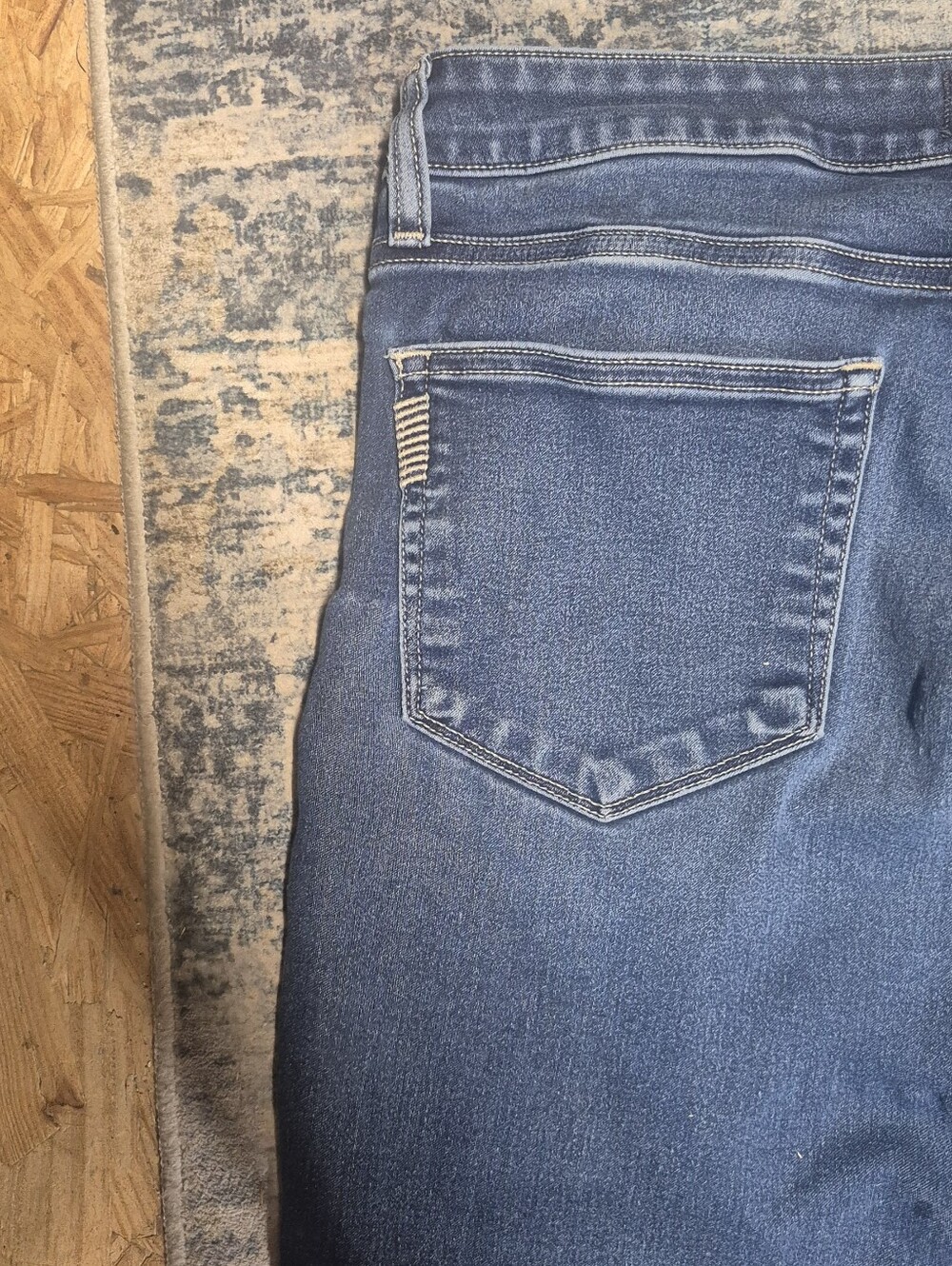 PAIGE Blue Skinny Faded Jeans. Hoxton Ankle Jeans. Super Soft Stretch. - Picture 6 of 7